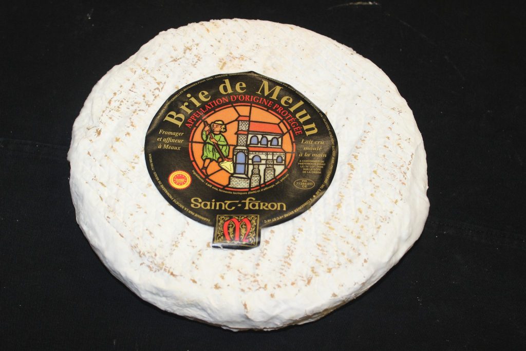 Brie de Melun, fromage affiné par La Fromagerie du Berger