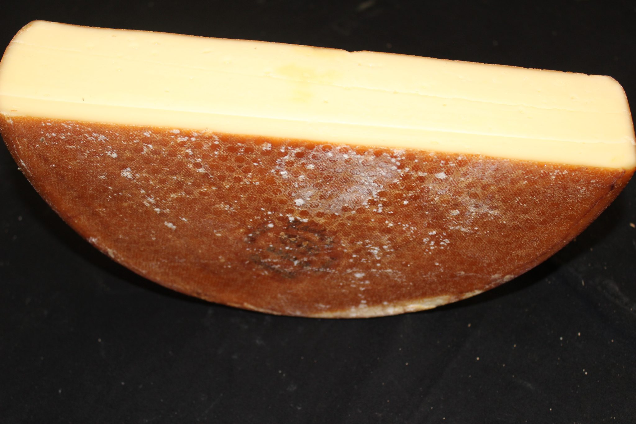 Raclette suisse fumée, fromage affiné par La Fromagerie du Berger