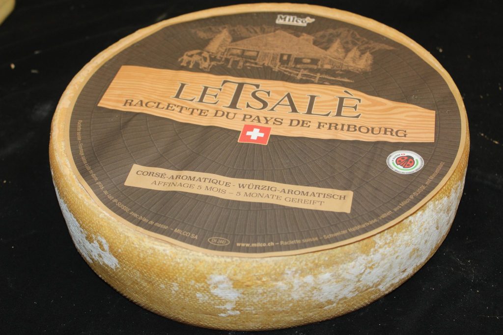Raclette suisse nature, fromage affiné par La Fromagerie du Berger